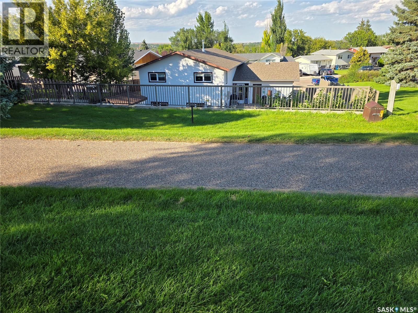 Photo 45 of 310 Aspen Drive, Swift Current SK