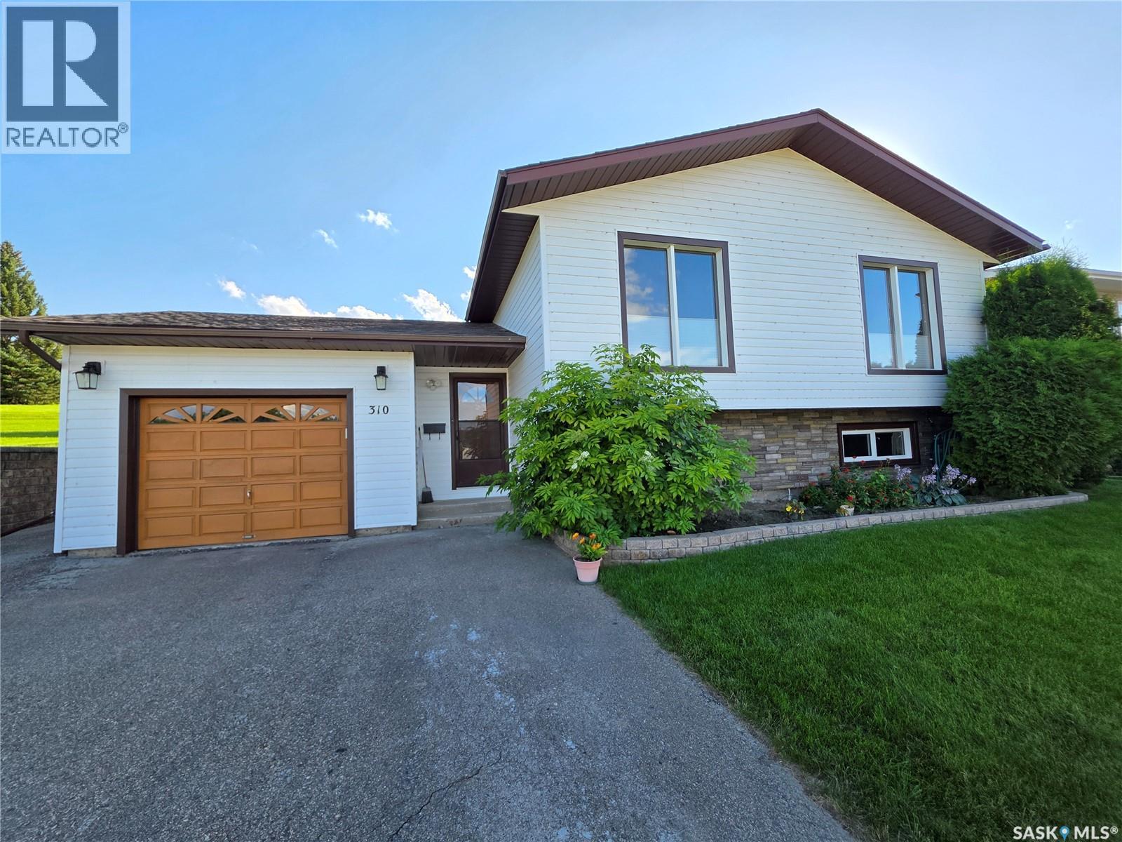 Photo 50 of 310 Aspen Drive, Swift Current SK