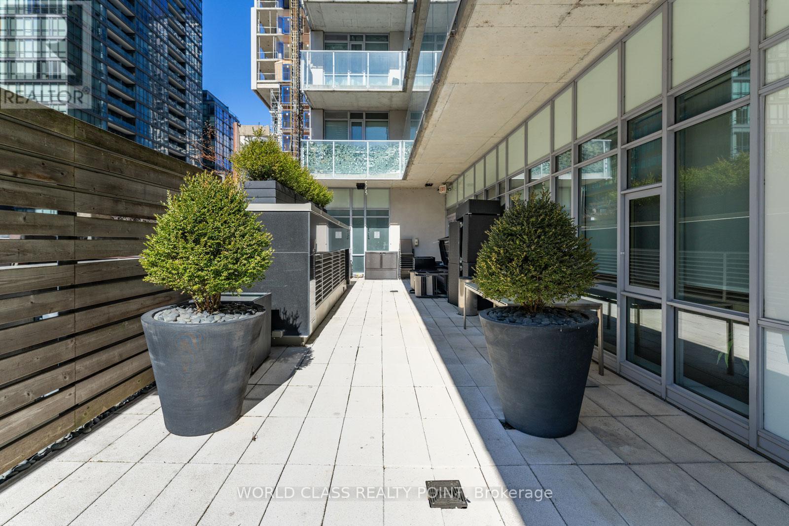 Photo 4 of 1501 375 King Street W, Toronto ON
