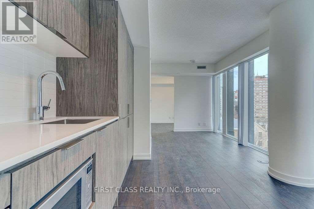 Photo 17 of 912 60 Shuter Street, Toronto ON