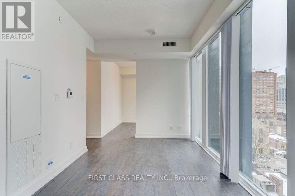 Photo 10 of 912 60 Shuter Street, Toronto ON