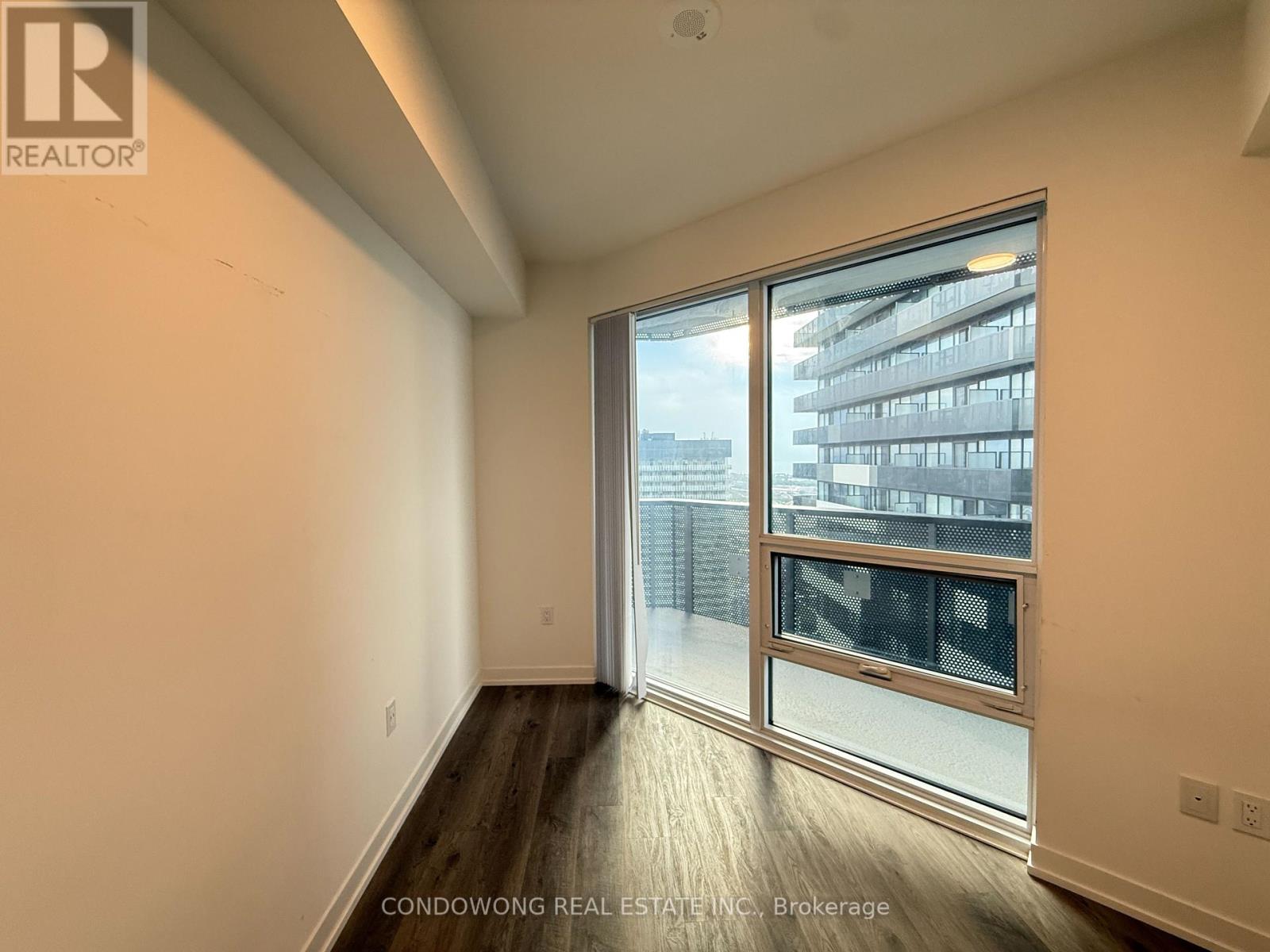 Photo 4 of 5508 55 Cooper Street, Toronto ON