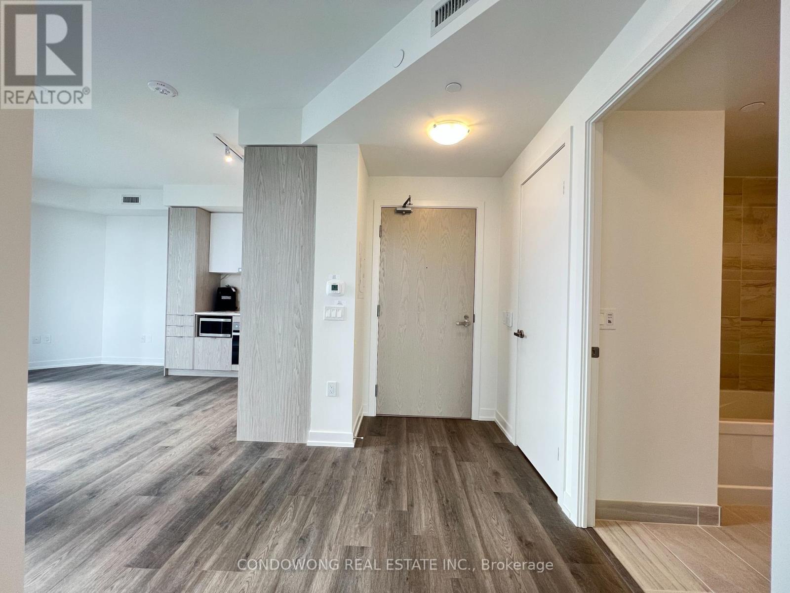 Photo 5 of 5508 55 Cooper Street, Toronto ON