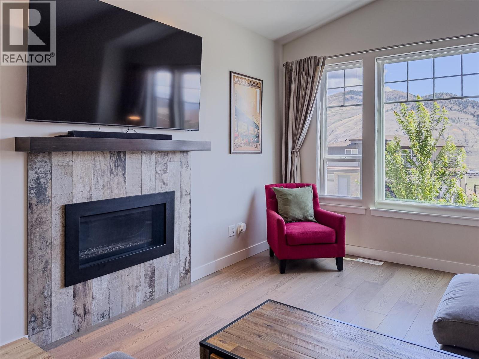 Photo 14 of 2071 Saddleback Drive, Kamloops BC