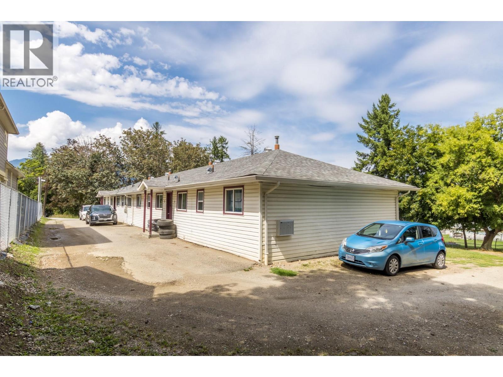 Photo 21 of 1120 Shuswap Street Se, Salmon Arm BC