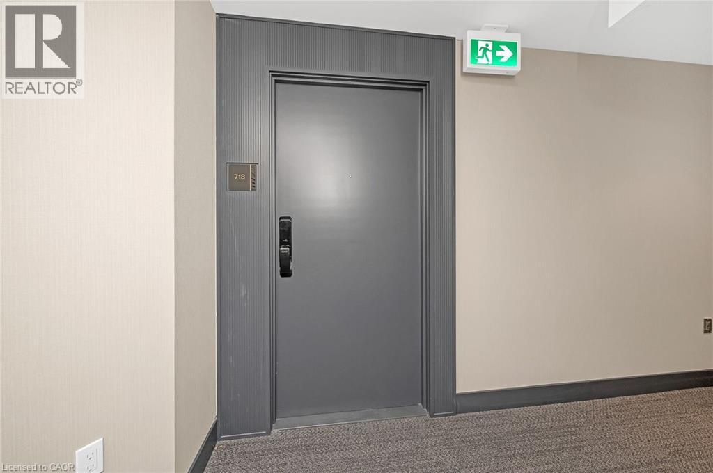 Photo 9 of 395 Dundas Street Unit 718, Oakville ON