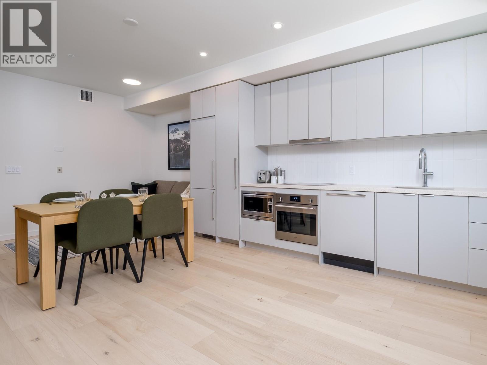 4280 Red Mountain Road Unit# 311, Rossland