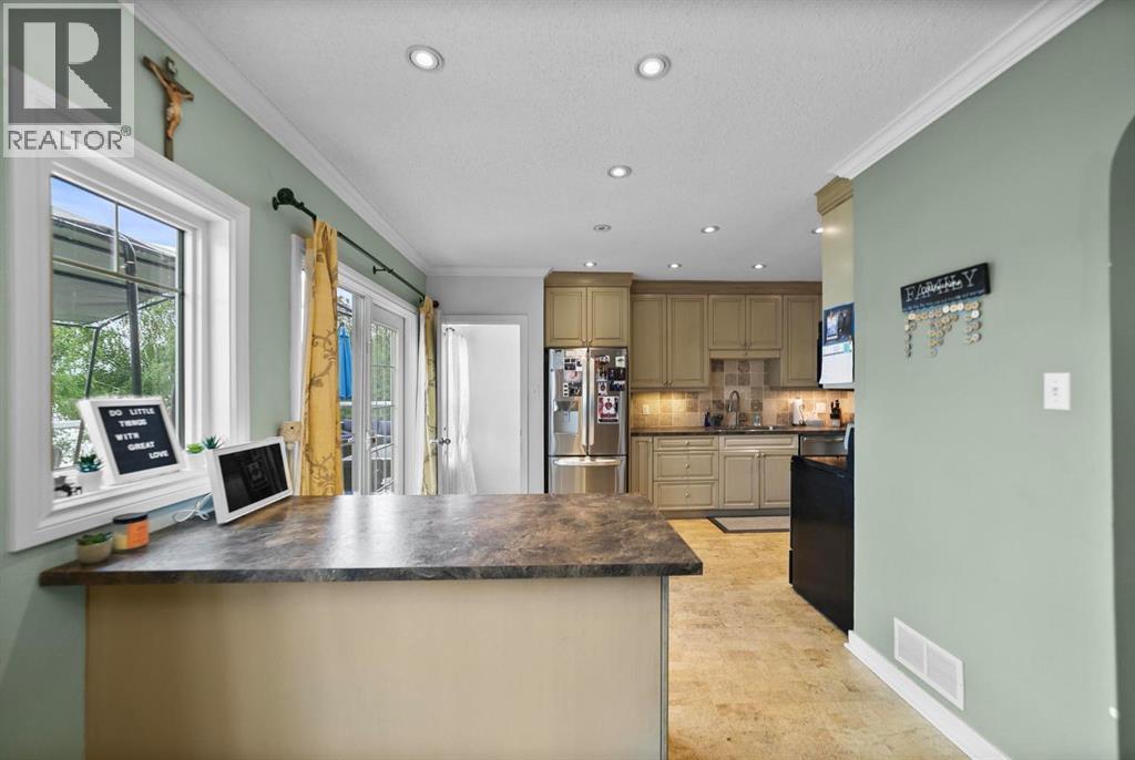 Photo 8 of 251 44101 Range Road 214, Rural Camrose County AB