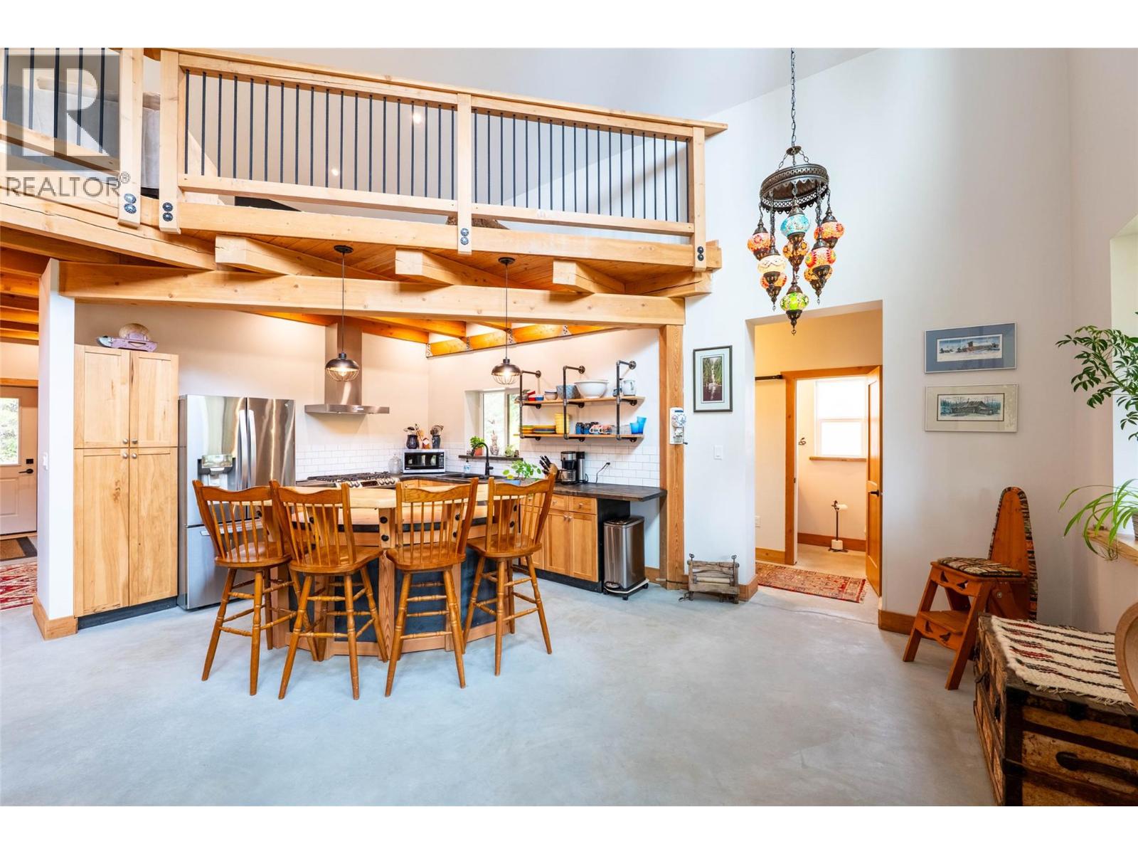 8774 6 Highway, Salmo
