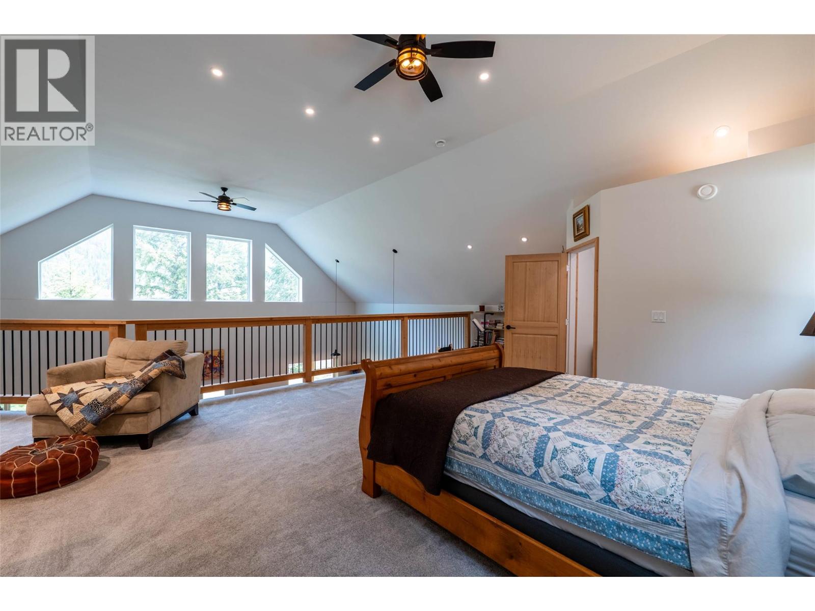 8774 6 Highway, Salmo