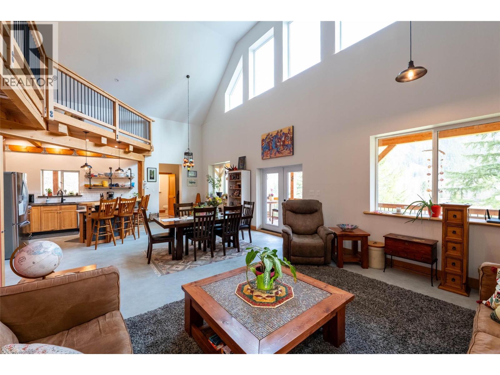 8774 6 Highway, Salmo