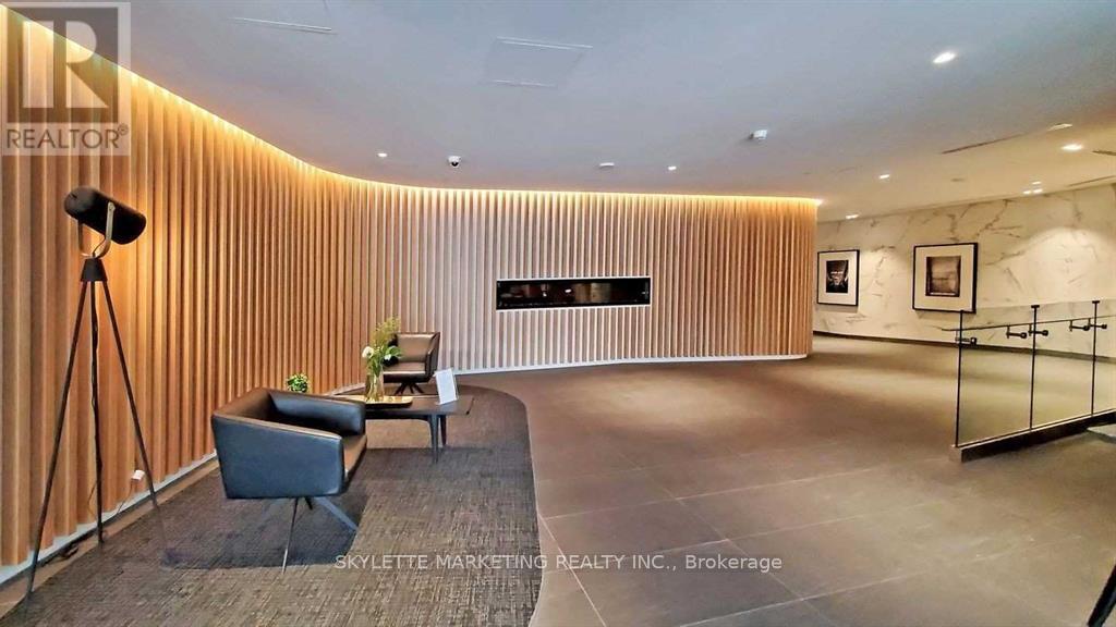 Photo 3 of 902 160 Flemington Road, Toronto ON