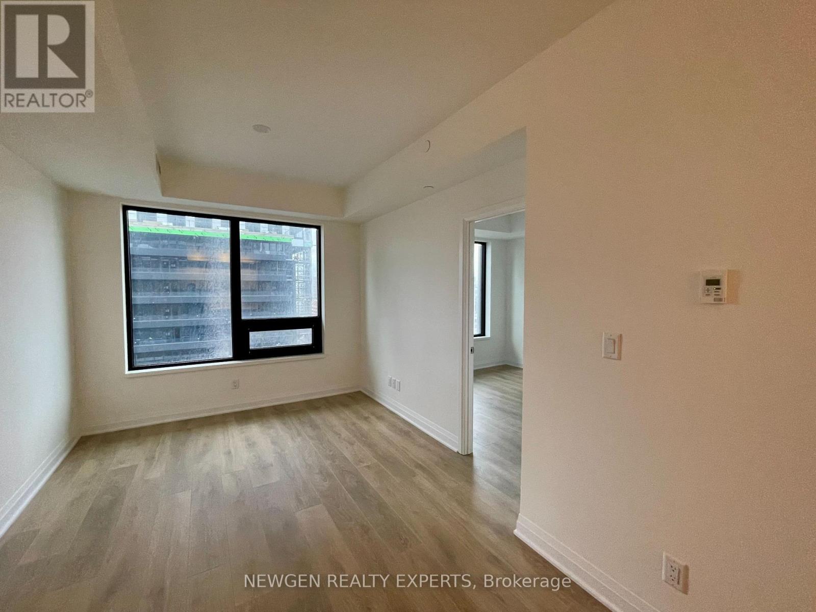 Photo 8 of 1601 4015 The Exchange, Mississauga ON