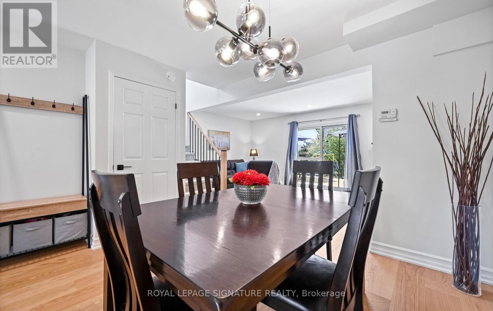 Photo 11 of 2048 Chrisdon Road, Burlington ON