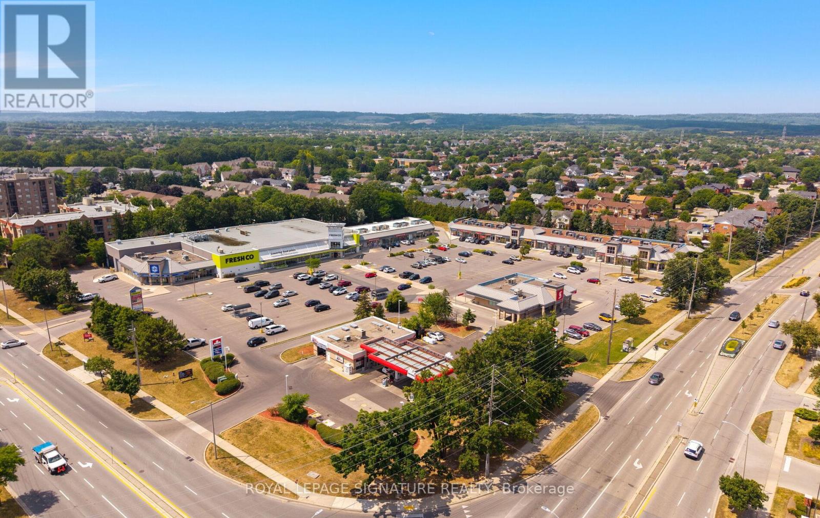 Photo 40 of 2048 Chrisdon Road, Burlington ON