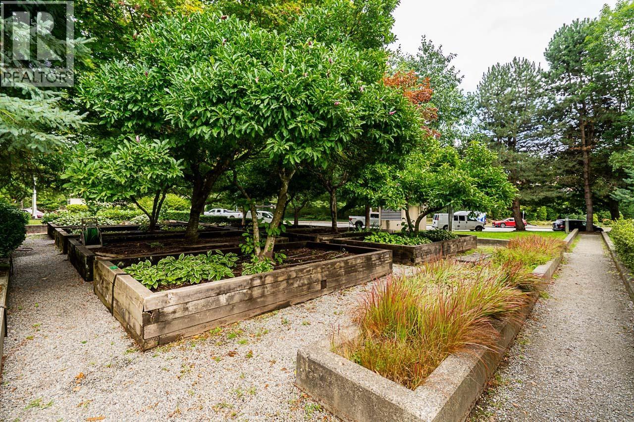Photo 22 of 806 1190 Pipeline Road, Coquitlam BC