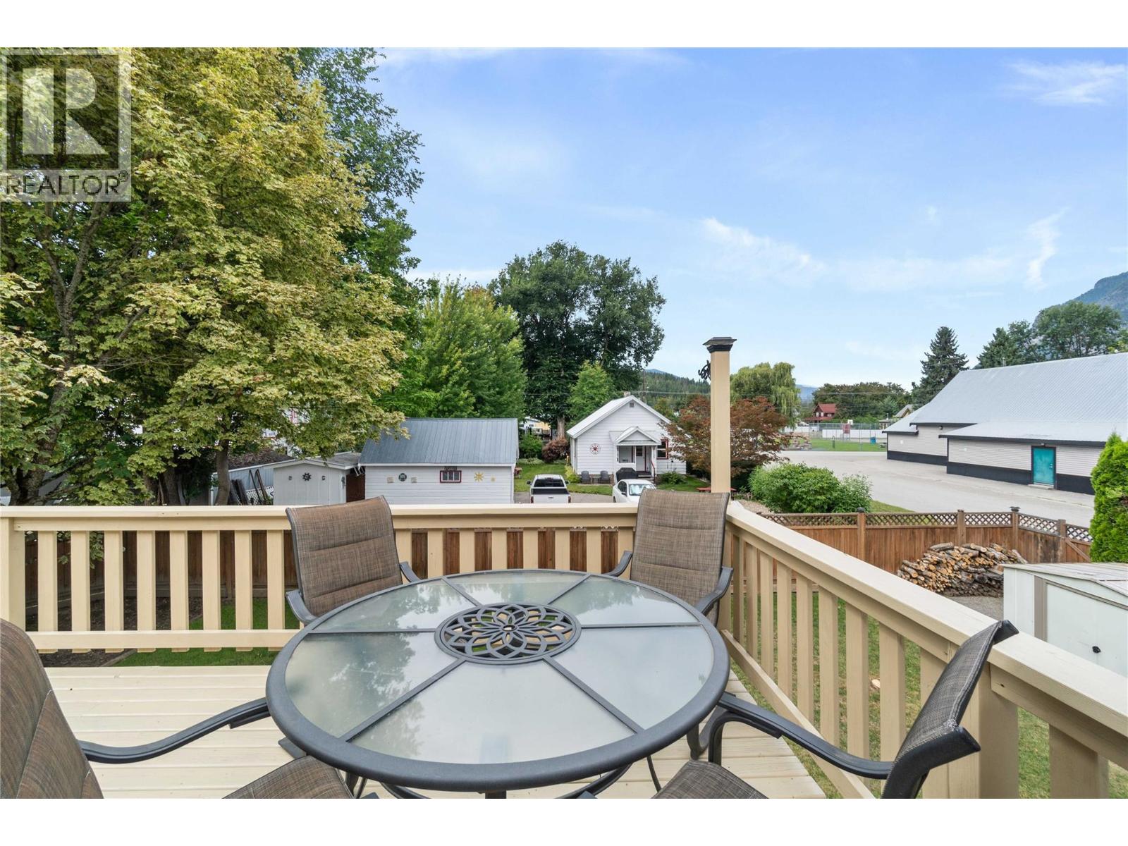 Photo 14 of 7191 52 Street Ne, Salmon Arm BC
