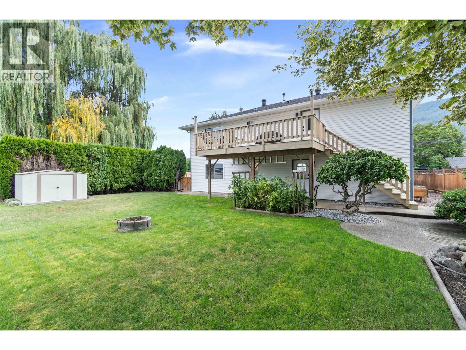 Photo 21 of 7191 52 Street Ne, Salmon Arm BC