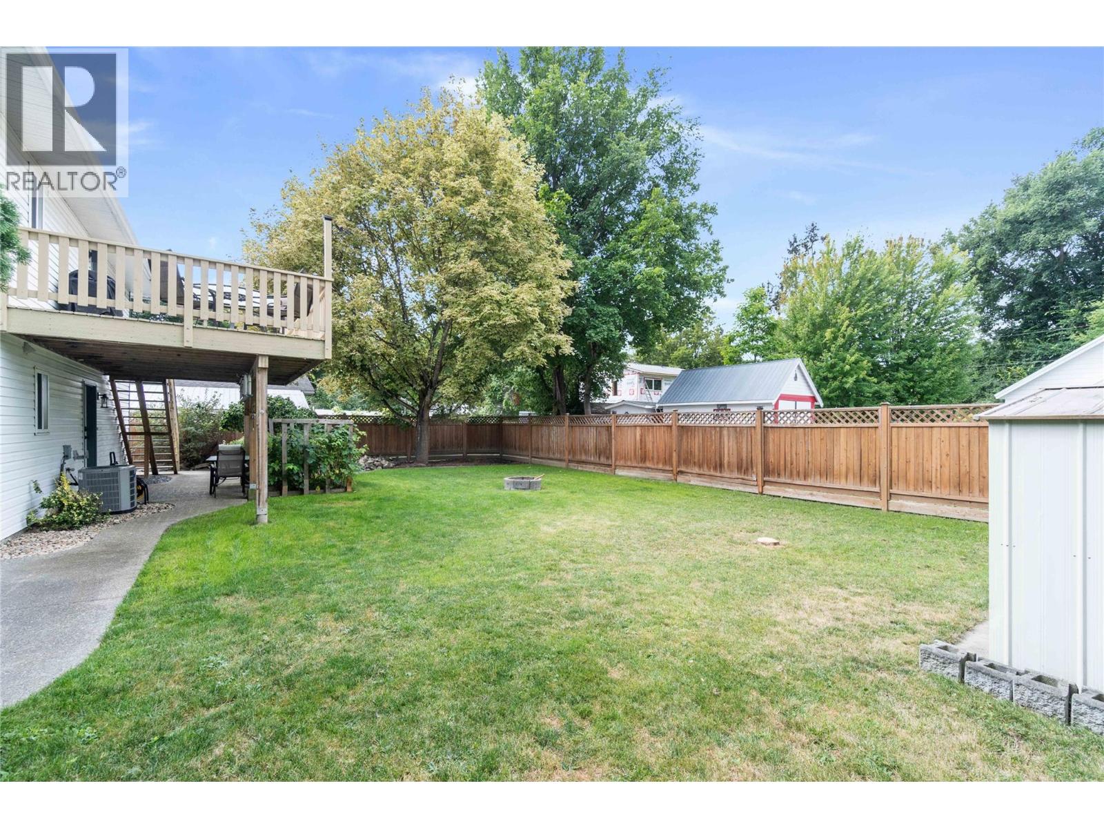 Photo 18 of 7191 52 Street Ne, Salmon Arm BC