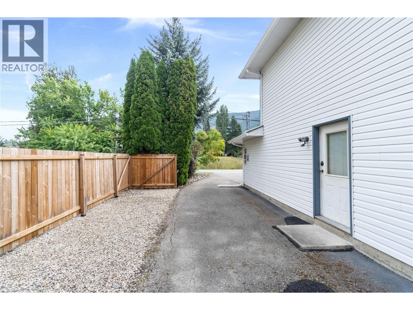 Photo 48 of 7191 52 Street Ne, Salmon Arm BC