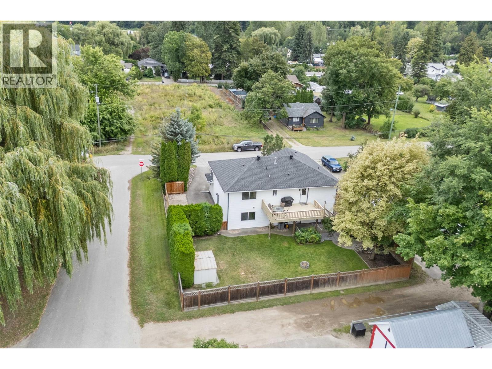Photo 6 of 7191 52 Street Ne, Salmon Arm BC