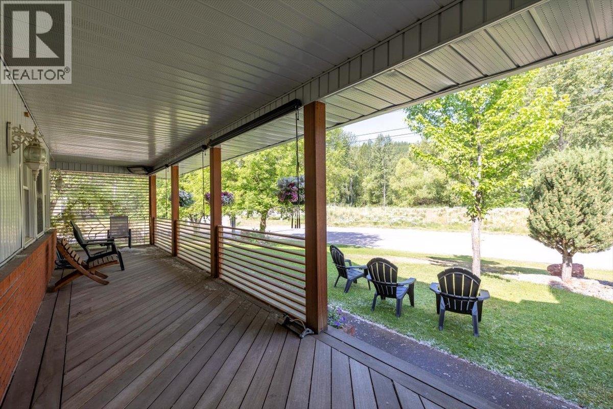 1102 12th Avenue, Fernie