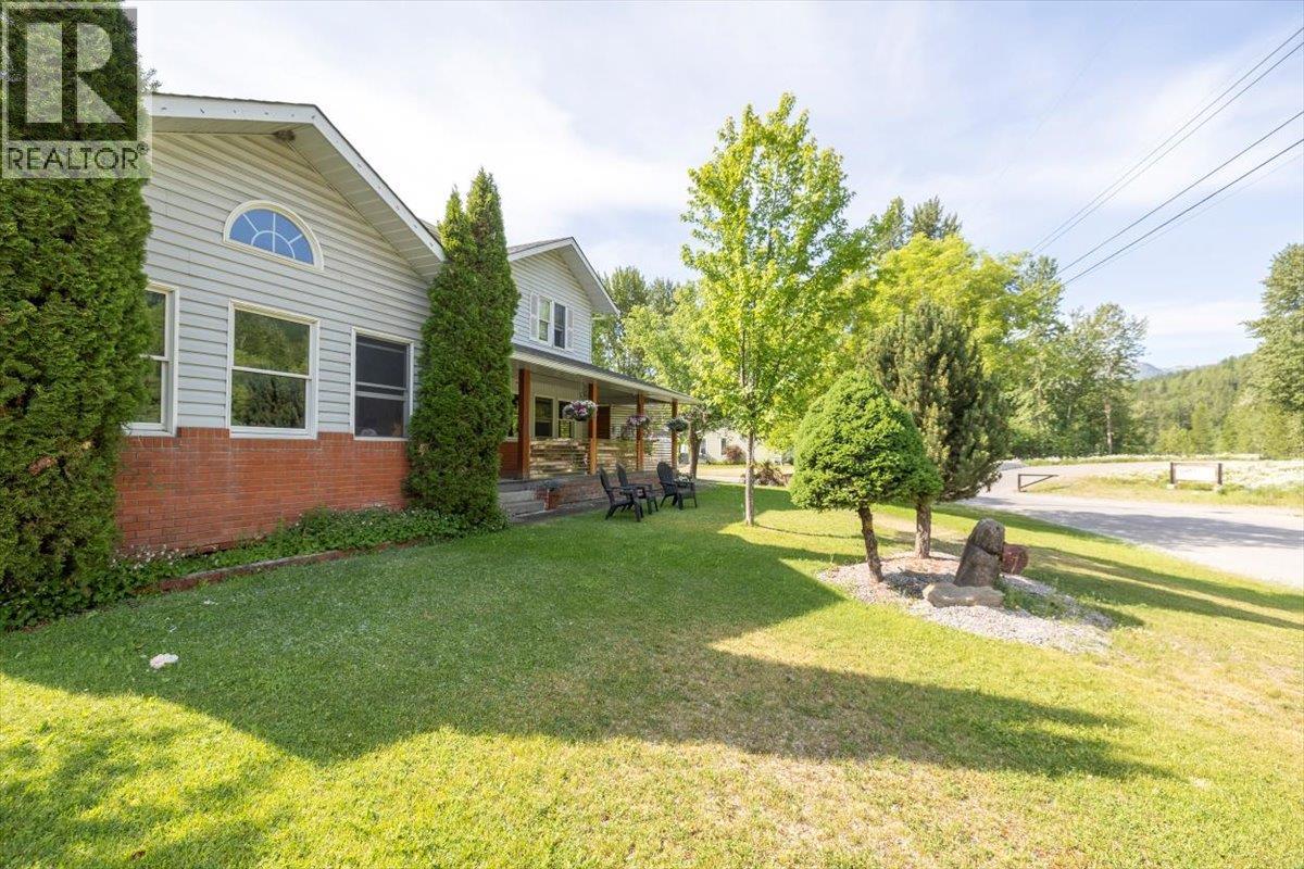 1102 12th Avenue, Fernie