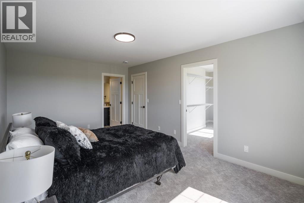 Photo 11 of 7514 38 A Avenue, Camrose AB
