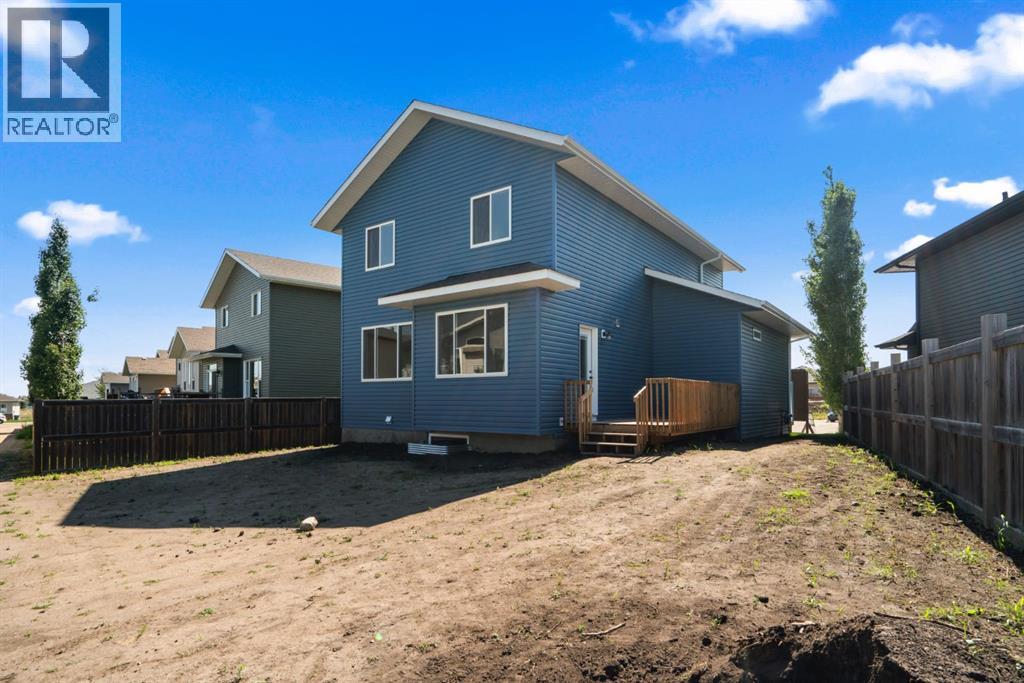 Photo 20 of 7514 38 A Avenue, Camrose AB
