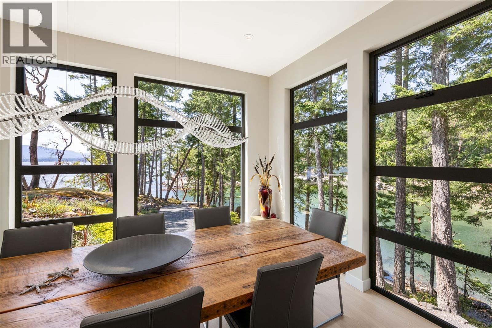 677 Taylor Bay Rd, Gabriola Island