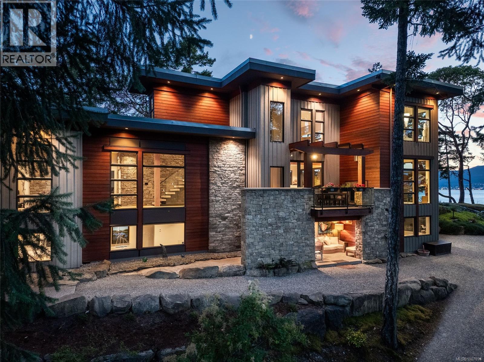 677 Taylor Bay Rd, Gabriola Island