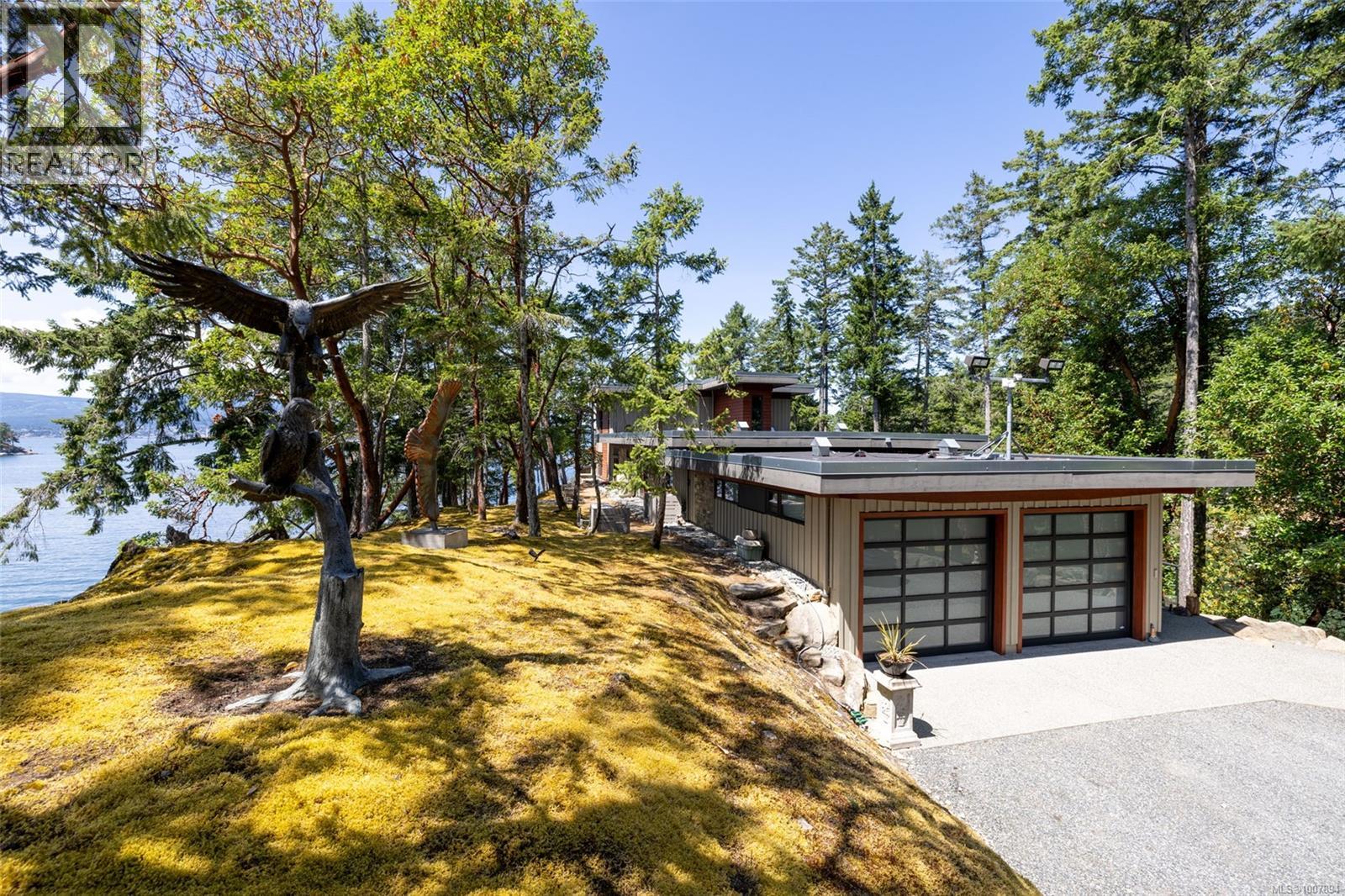 677 Taylor Bay Rd, Gabriola Island