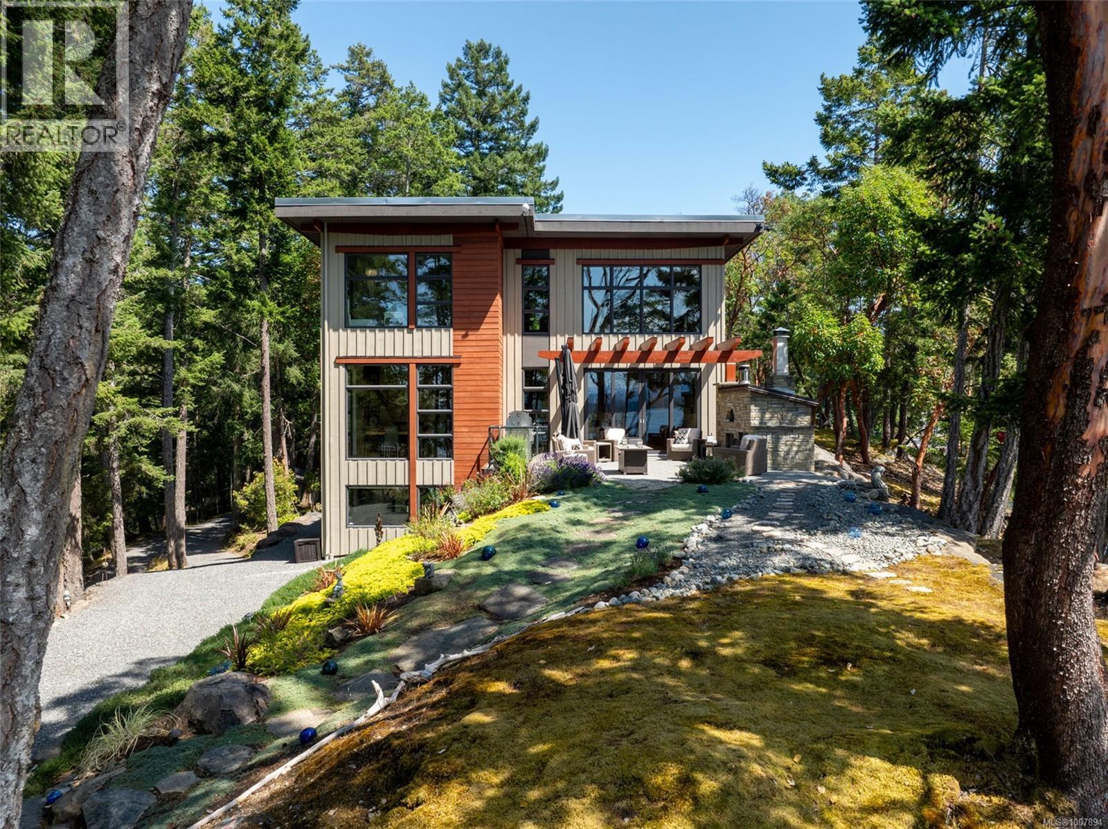 677 Taylor Bay Rd, Gabriola Island