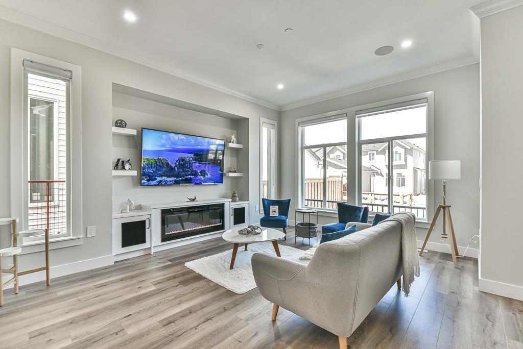 Photo 1 of 19647 74 Avenue, Langley BC