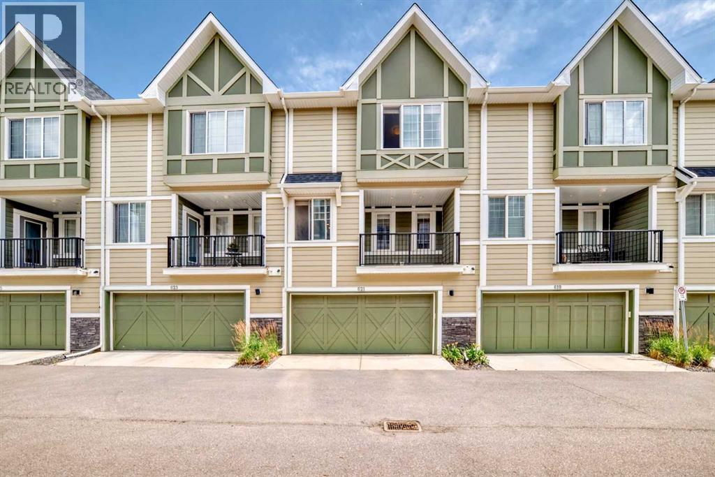 Single Family House for Sale in  Nolanlake Villas NW Nolan Hill Calgary 