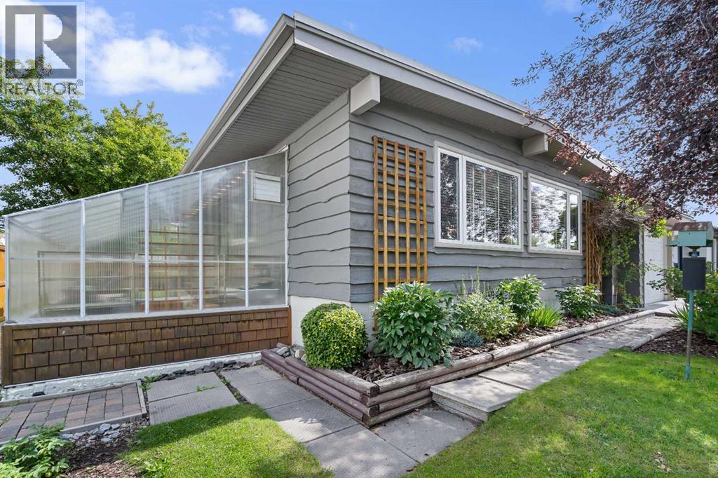 Photo 21 of 4440 Brentwood Green Nw, Calgary AB