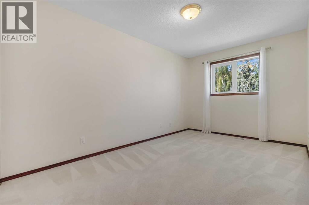 Photo 33 of 62 Arbour Wood Crescent Nw, Calgary AB