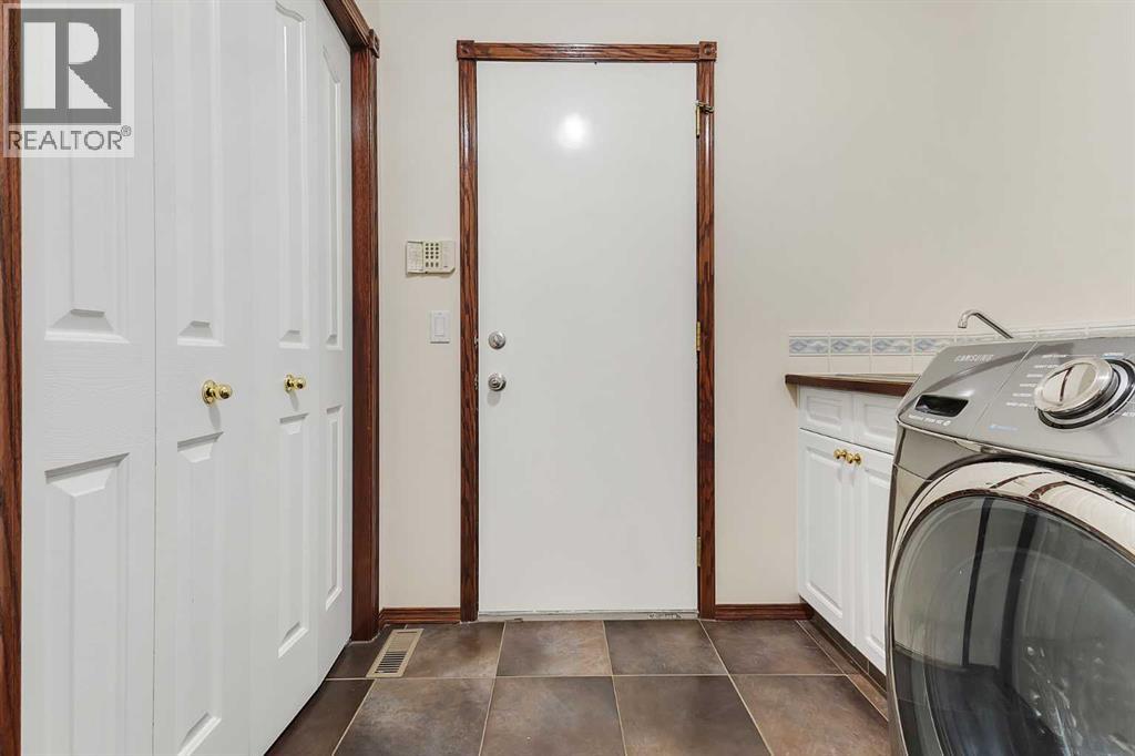 Photo 19 of 62 Arbour Wood Crescent Nw, Calgary AB