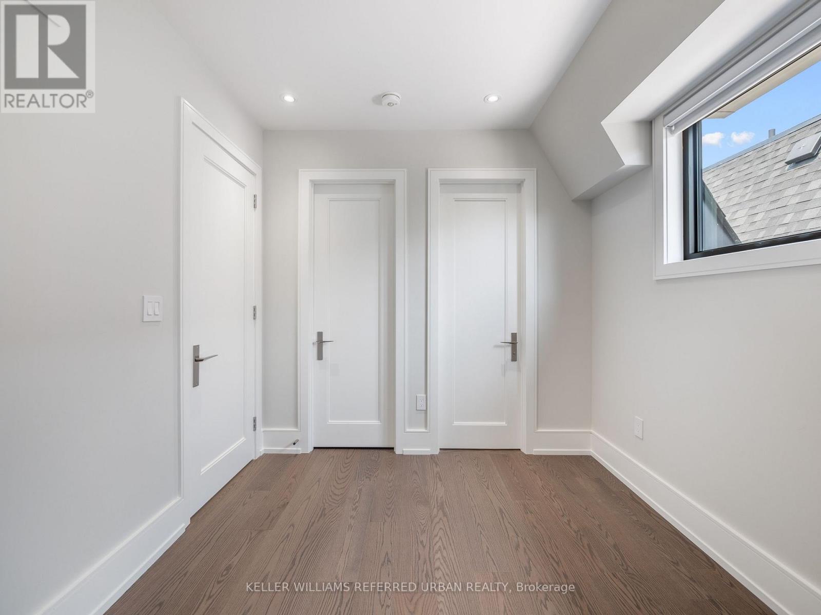 Photo 34 of 327 Melrose Street, Toronto ON