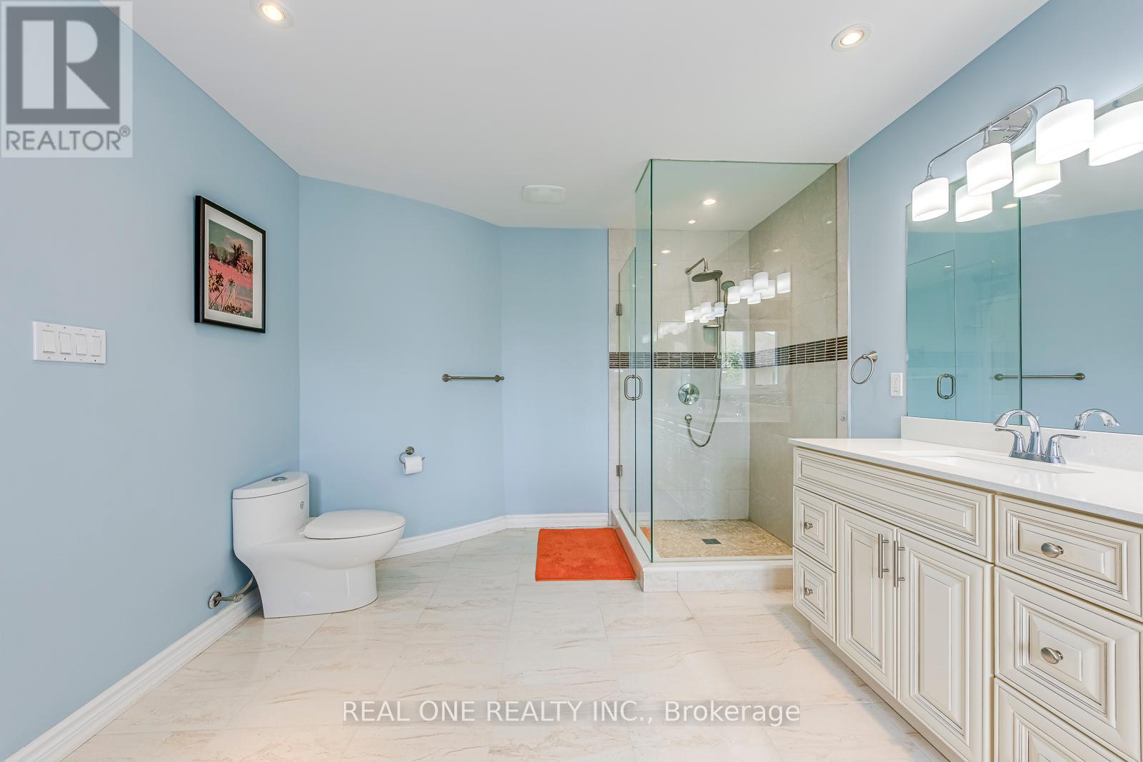 Photo 30 of 1237 Woodview Drive, Oakville ON