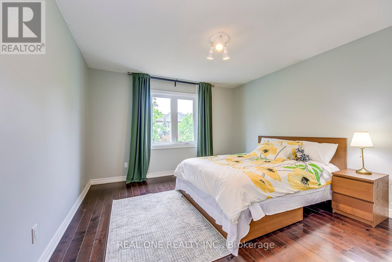 Photo 1 of 1237 Woodview Drive, Oakville ON