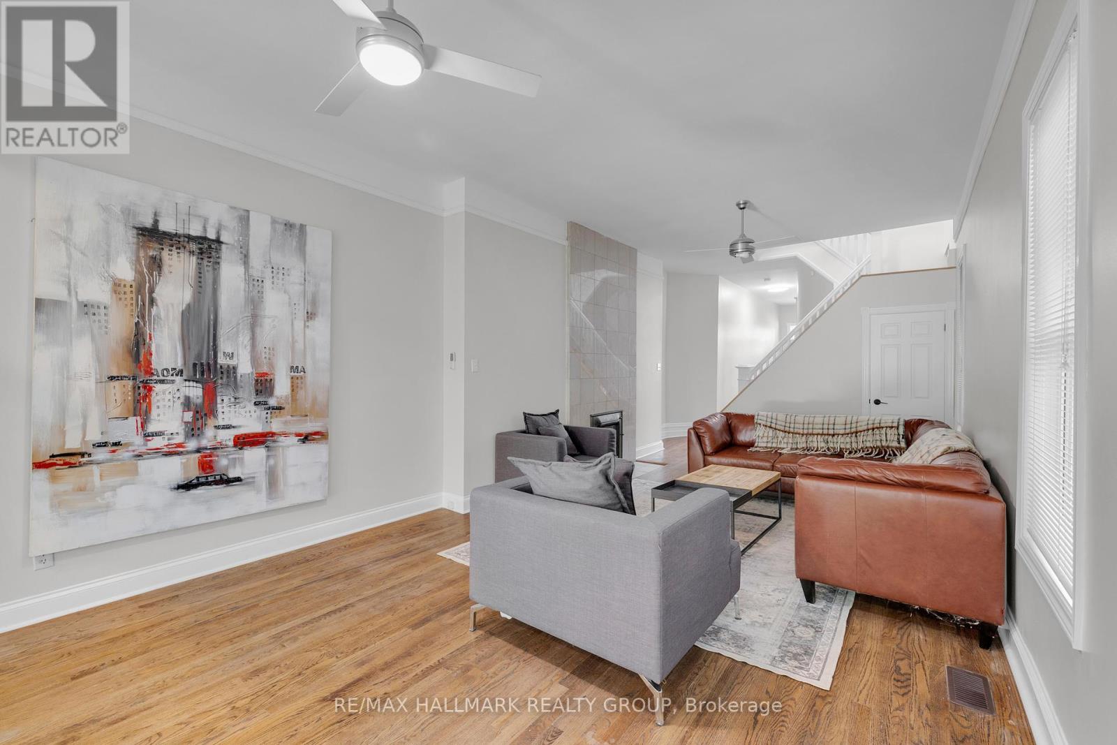 Photo 24 of 121 York Street, Ottawa ON