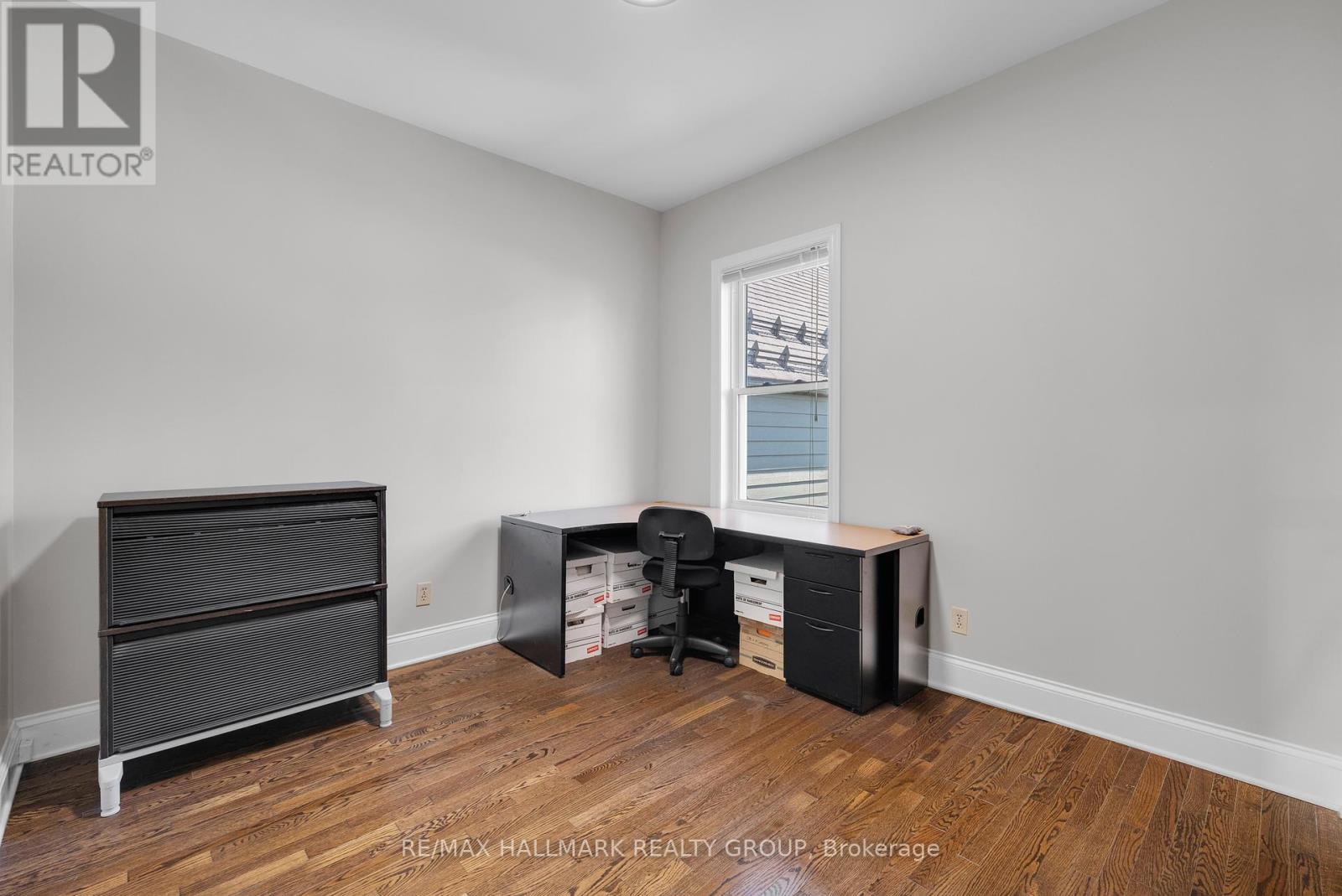 Photo 13 of 121 York Street, Ottawa ON