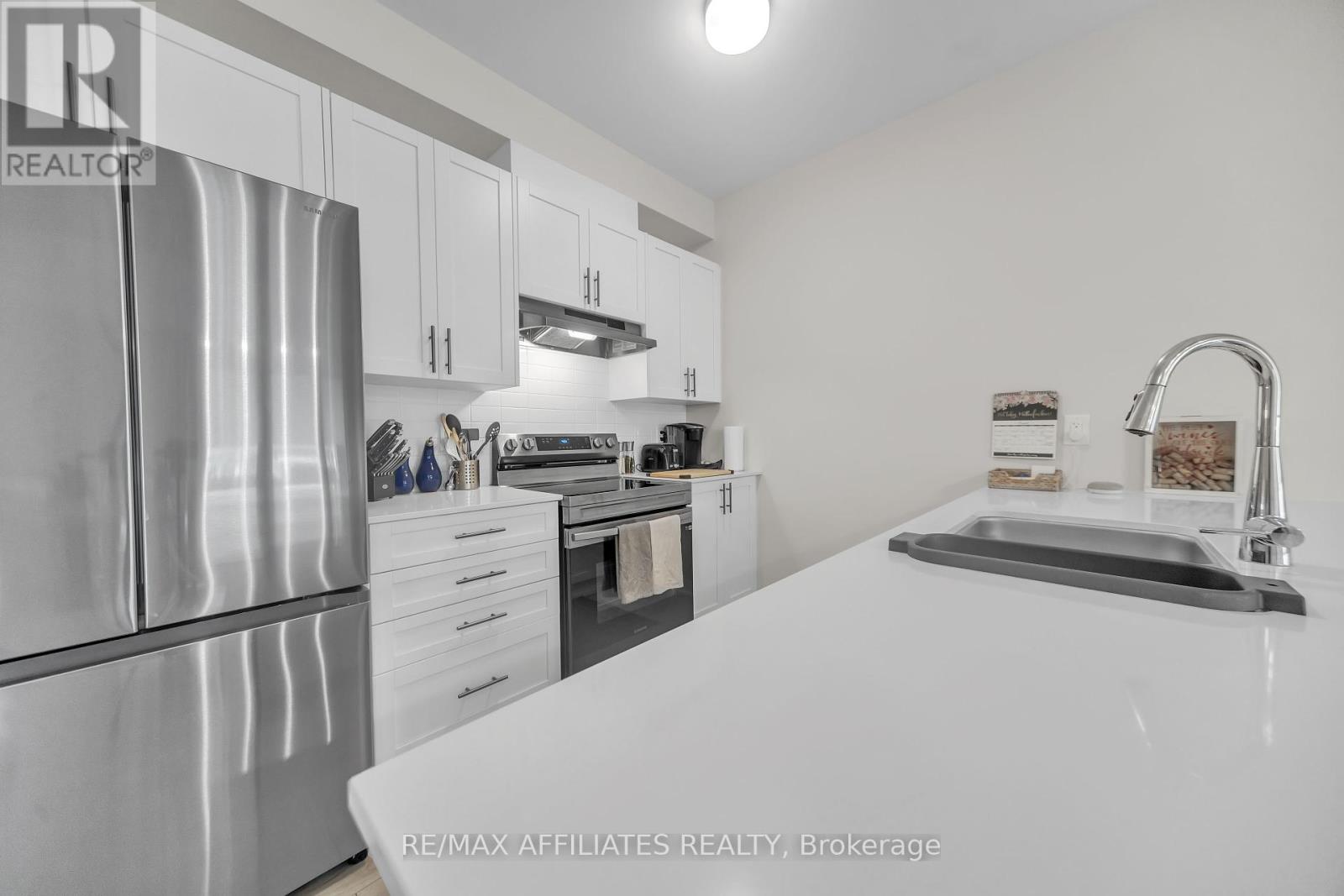 Photo 29 of 189 Beebalm Crescent, Ottawa ON
