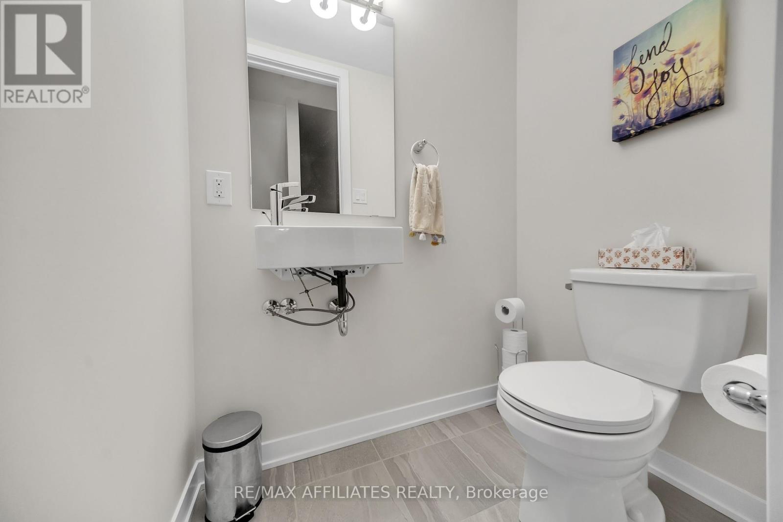 Photo 35 of 189 Beebalm Crescent, Ottawa ON
