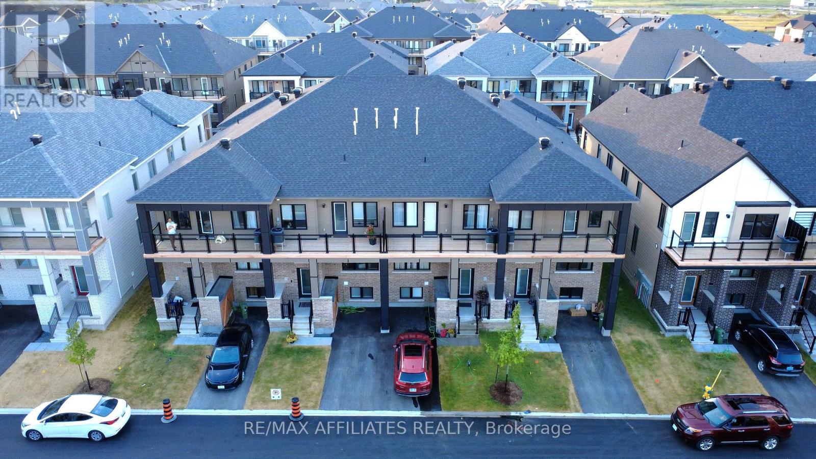Photo 36 of 189 Beebalm Crescent, Ottawa ON