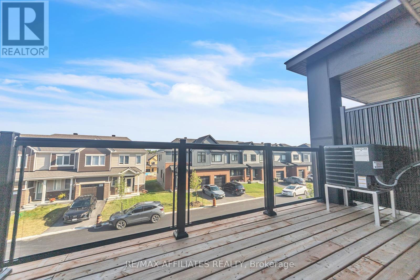 Photo 17 of 189 Beebalm Crescent, Ottawa ON