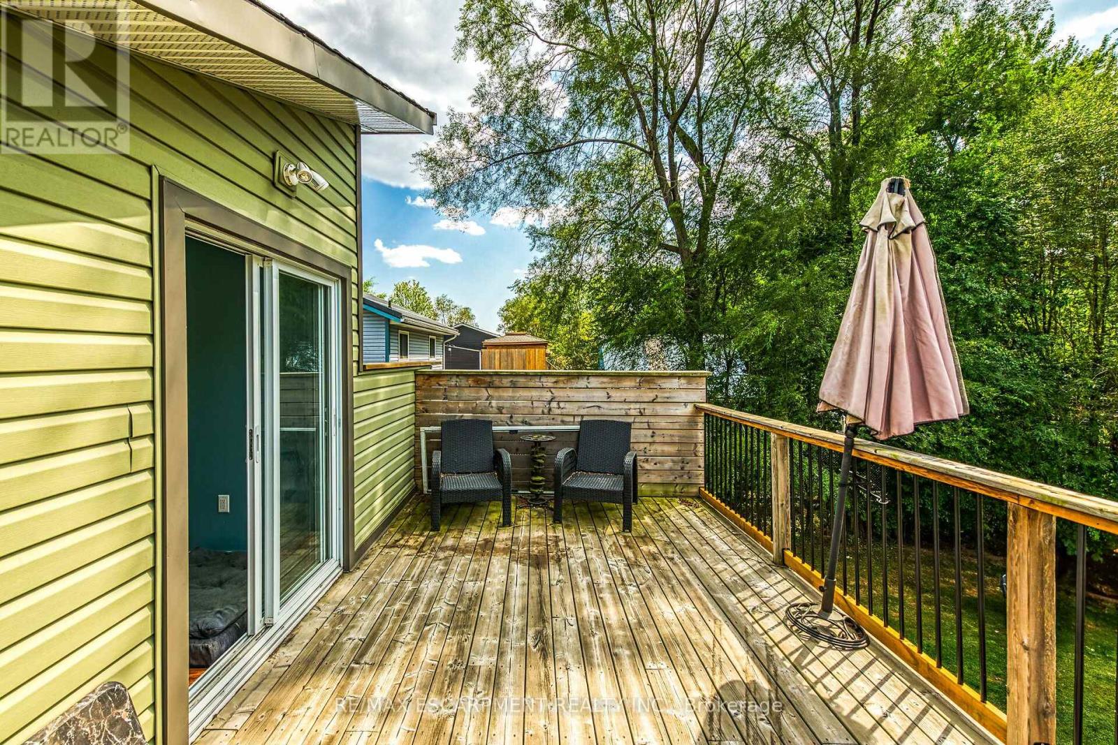 Photo 48 of 1435 Merrittville Highway, Welland ON