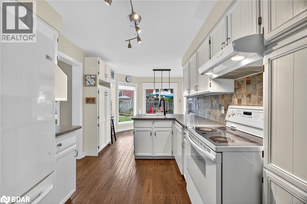 Photo 11 of 13 Balliston Road, Barrie ON