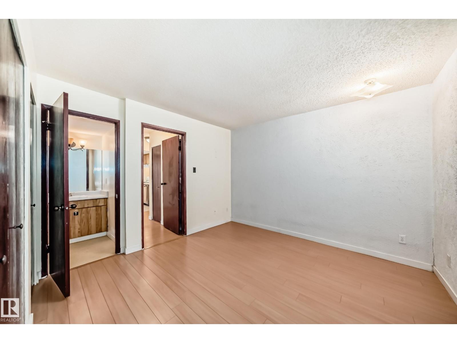 Photo 21 of G 11 10148 118 St Nw, Edmonton AB